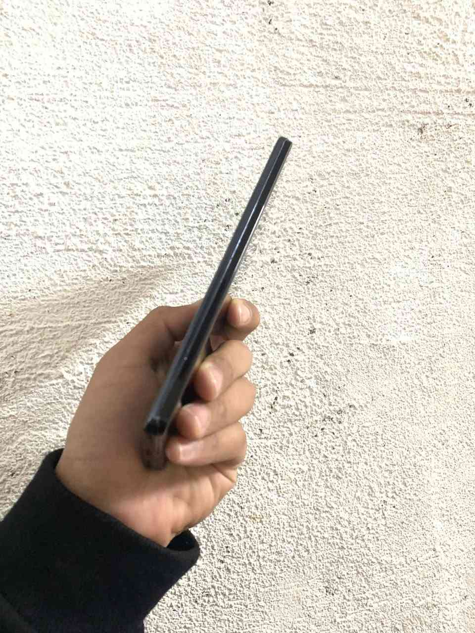 يالله 
سلام عليكم 
شباب جهاز 
انفنكس هوت 50 برو بلاص
ذاكره 256
جهاز فول مفول
كلشي شغال
مبدل فقط شاشه فريم نوعيه كلش زينة بسوك
سعر 145 بي مجال قليل 
مكاني حصيبه شرقيه


**إذا كنت صاحب هذا الإعلان وتريد حذفه لأي سبب، رجاءا أرسل رسالة إلى الدعم الفني**