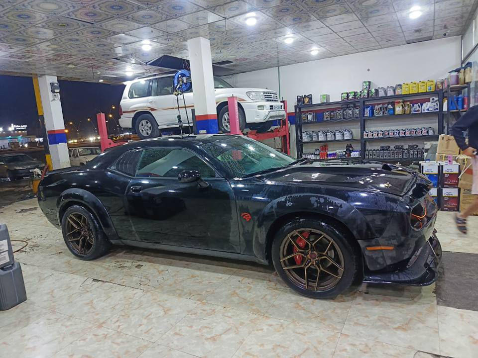 SXT 6V
وارد كندي بأسمي حادث فوك المكينة الاذاين مال المكينة بيهم لحيم 
صبغ بابين وجاملق مكينه وكير وكلشي كفاله فقط الحداده الخلفيه تحتاج تبديل السعر 135
مكان السياره بصره 
*********** البصرة, العراق
