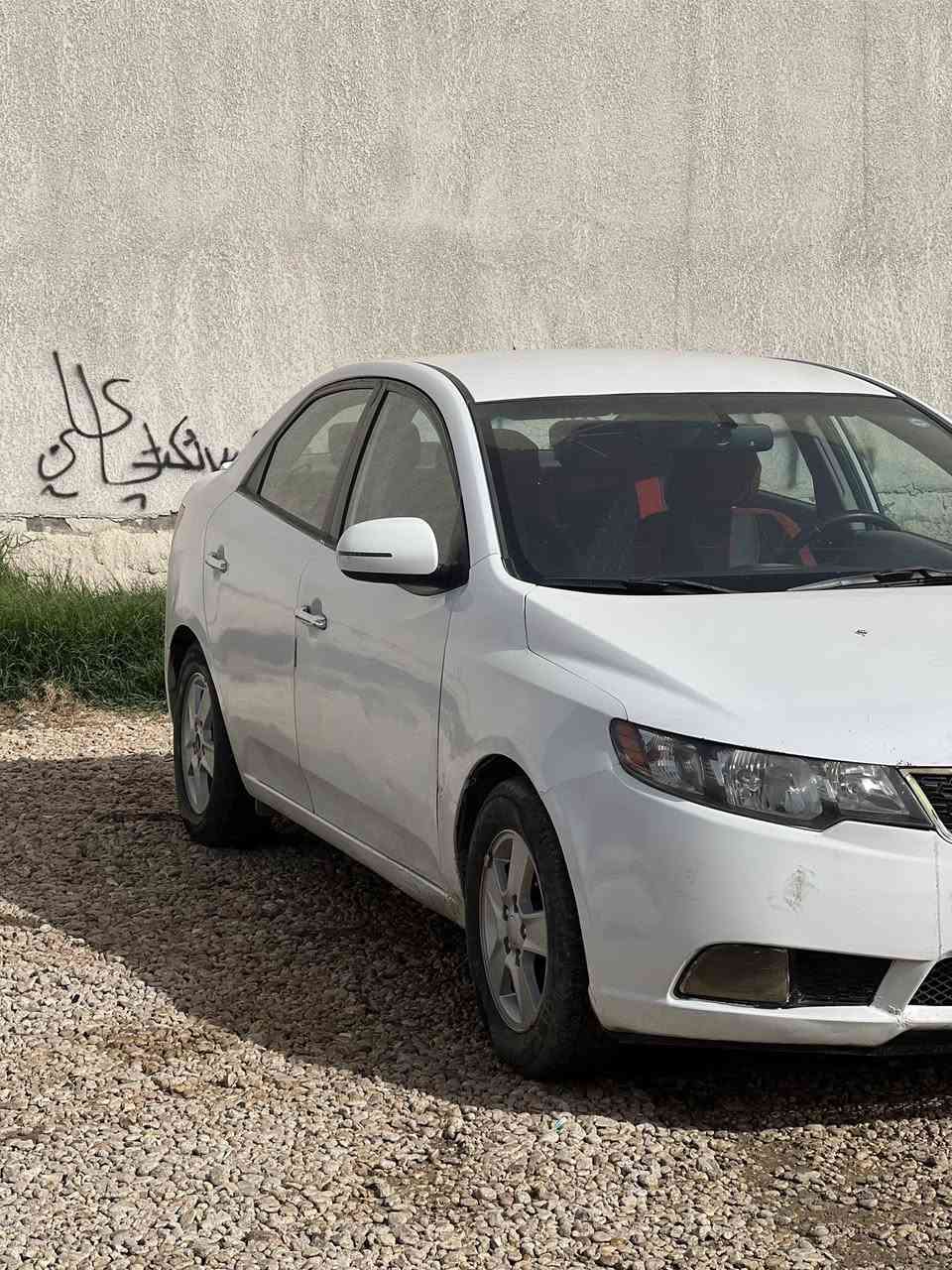 بيع سريع سيرتو 2012مكفولً.
السعر 97وبيه مجال. بسيط 
من حادث 
وتبديل مكفول ماعده قطعة وحده صبغ 
ومكانين بارد فقط باقي مكفول. بسمنه سياره 
مكان حله 
***********
