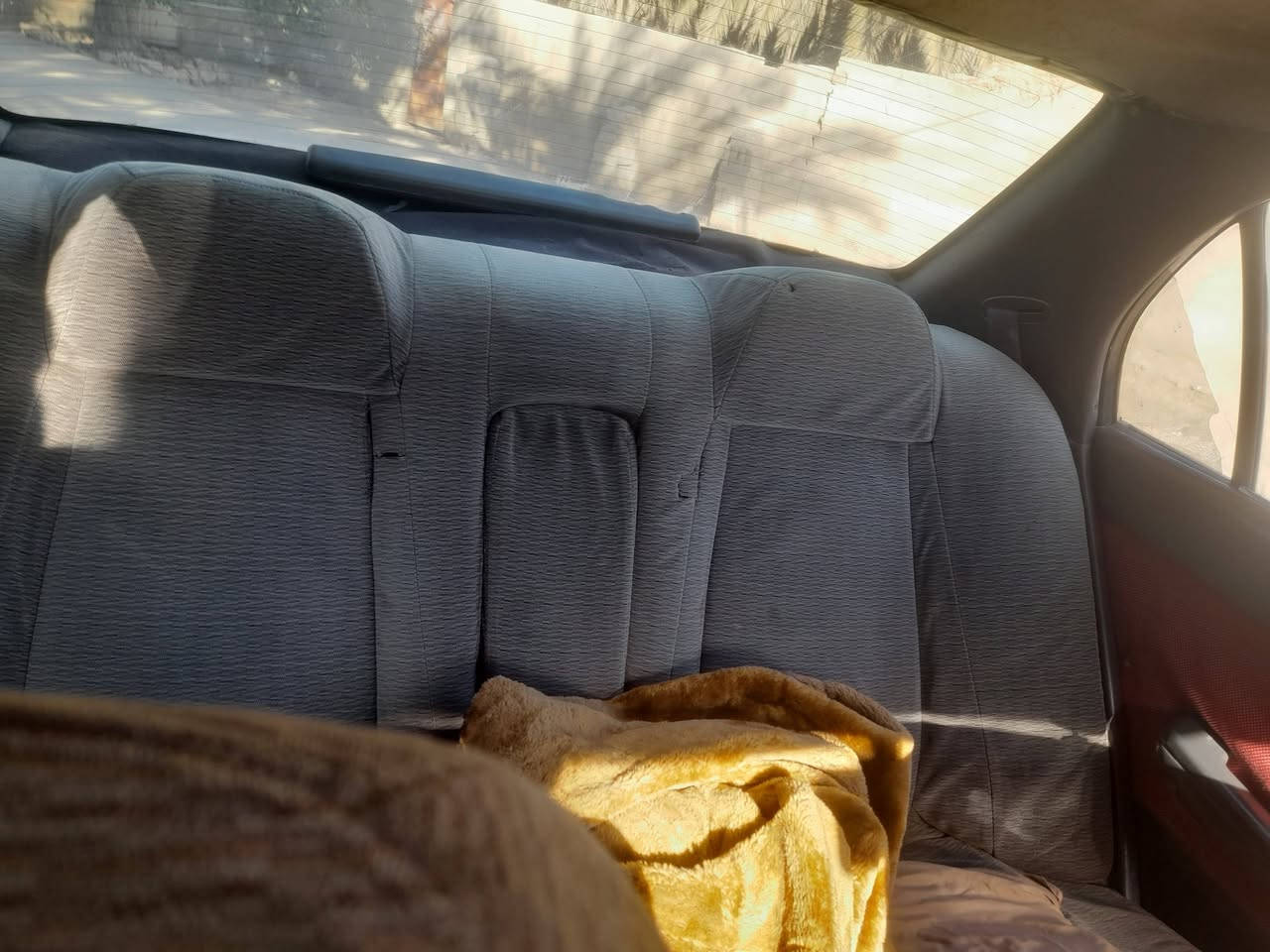 السلام عليكم كورلا موديل 93 مكفوله من الكص والنقل جثه رقم بغداد سنويه 2027 كير ومكينه وحداديه خير من الله السعر 45 وبيه مجال ***********
