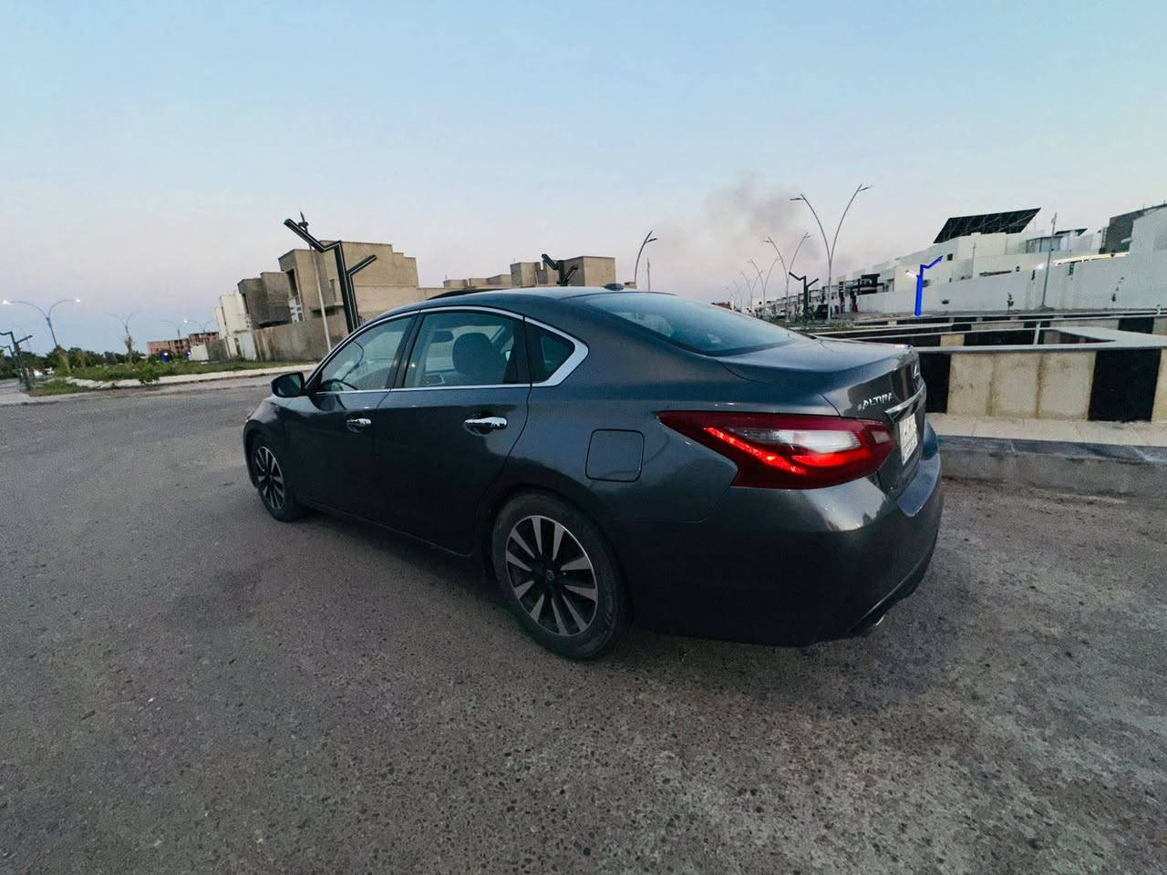 التيما 2018 sv بلس  ١/١
Nissan Altima 2018 SV Plus 
رقم الهاتف  :    *********** 

فول فول مواصفات  السعر130$
بدون صبغ وضرر  & وارد امريكي 
سيارة نظيفة 
محرك كير تبريد شرط
سيارة جاهزة من كل النواحي
♕ مانع الانزلاق
 ♕رادار محيطي 
♕ نظام تنبيه السائق
 ♕التحكم على المنحدرات
 ♕حساسات ضغط الإطارات
 ♕مستشعر وقوف (حساسات خلفية/أمامية)
♕ كاميرا خلفية
♕ABS    
♕ مراقبة النقطة العمياء
 ♕نظام مانع السرقة
♕AWD
♕♕ فتحة سقف
 الضوء العالي التلقائي
 مرايا جانبية كهربائية
 المواصفات الداخلية والراحة:
 بصمة ونظام المفتاح الذكي
 التشغيل عن بعد
 مقاعد كهربائية
 تدفئة المقاعد
 تدفئة مقود القيادة
 مثبت السرعة
