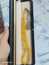 من رخصت صاحب صفحه لمحترم كهرب بولوني حر 33حبه وزن 34غرام مع كركوشه فضه...