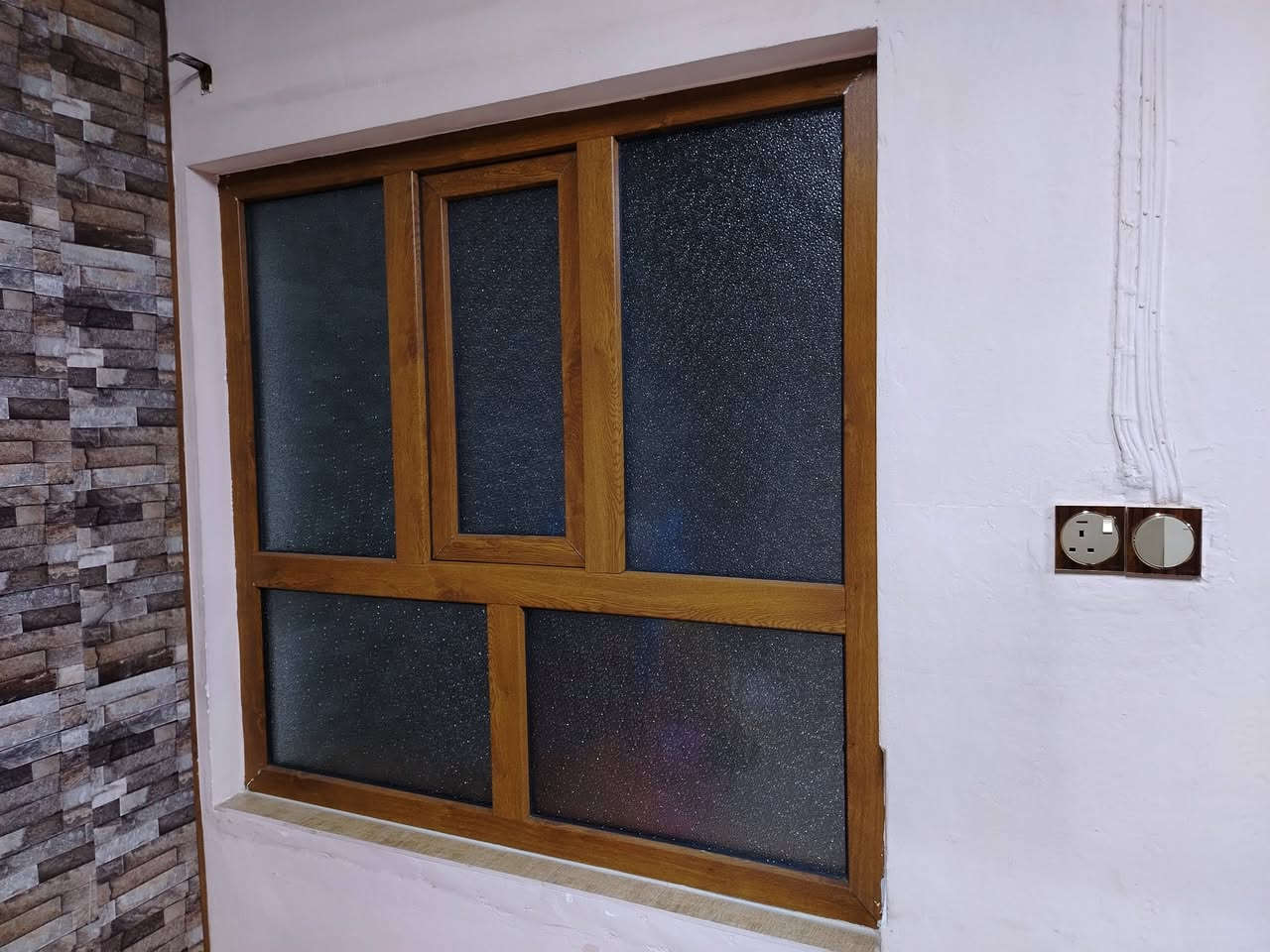 للبيع....
قاطع بلاستك الطول 310سم  والارتفاع 201سم السعر 350 الف
وشباك 144×143 السعر 85
وشباك ثاني دبل جام 140×143 السعر 100


**إذا كنت صاحب هذا الإعلان وتريد حذفه لأي سبب، رجاءا أرسل رسالة إلى الدعم الفني**