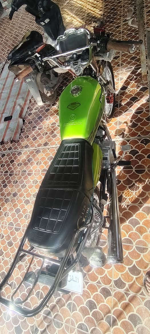 سلام عليكم اخوان دراجه تايكر مديل2025 مكفوله حتا من زلغ دراجه انضف من صوره ب10مرات بيه نقص بس باتري ضعيف فقط مكاني بابل محاويل***********السعر700وبيه مجال
