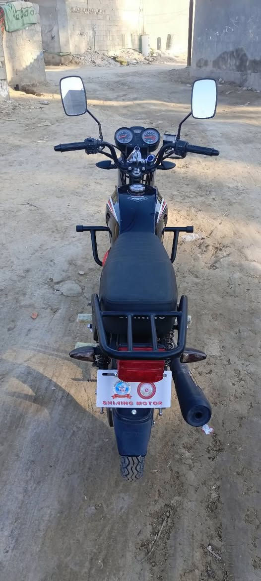 لسلام عليكم دراجه شنك تشغيل عن بعد درجه بصمه  
المكان الديوانية قرب سيطرة النسيج 
الرقم ***********,
السعر 1300, ،،الدرجه ب حاله الوكاله  وكيله نوار مشروع وطني
