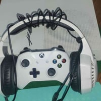 اكس بوكس ون اس ١تيرا • جوستك اصلي • نظيف