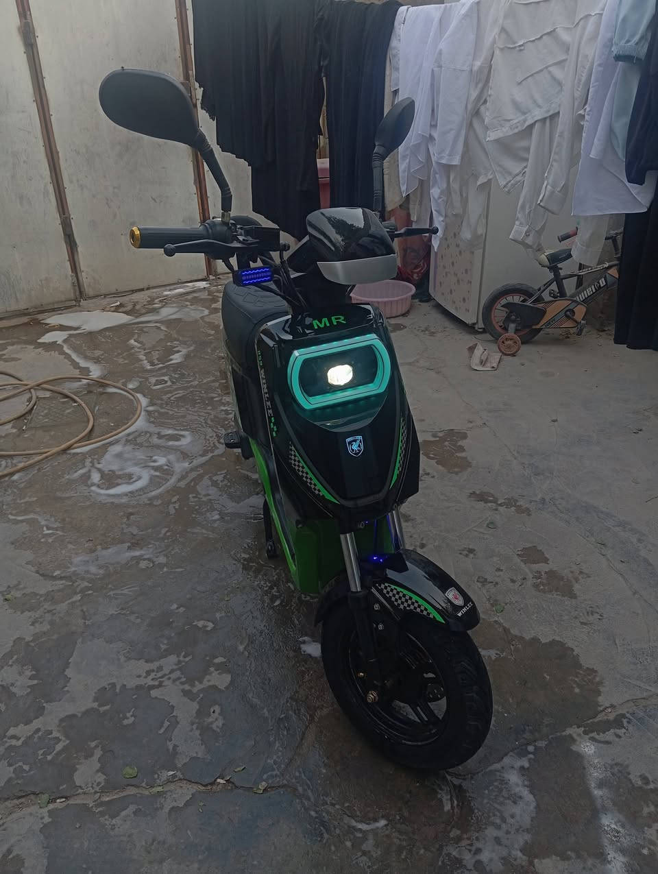 سلام عليكم دراجه rs9 موديل 2026
5 باتري كبار
ملفه 1500 واط نحاس 
نقصه دكمه سرعات مشلوعه 
سعره 400 
مكان بصره زبير


**إذا كنت صاحب هذا الإعلان وتريد حذفه لأي سبب، رجاءا أرسل رسالة إلى الدعم الفني**