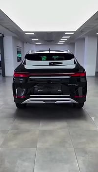 سيل U • عرض بي واي دي • خصم