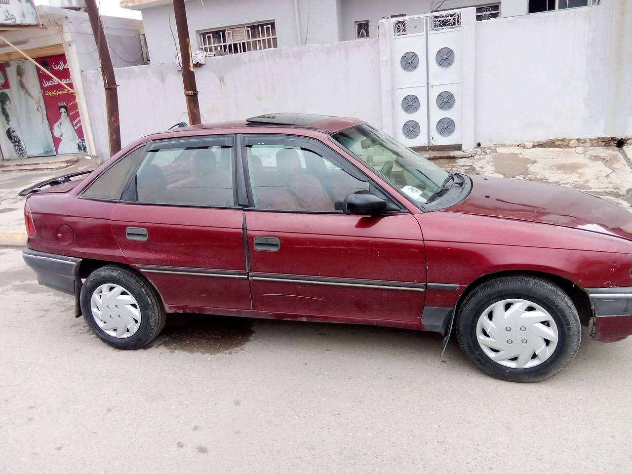 اوبل استرا موديل 94 كير  شرط محرك بي اثر نفخ  مصلحه دوسات ودوائر  رقم نينوى نكليزي  سنويه بسمي  شرط التحويل مكان موصل جانب اليمن السعر 38 وبيها مجال رقم الموبايل ***********
