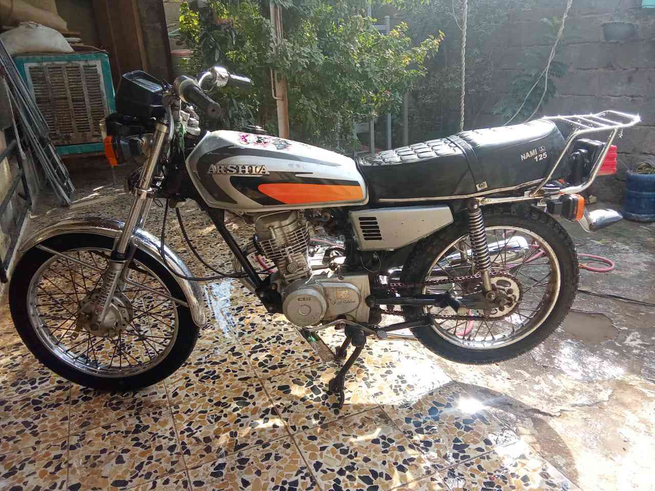 السلام عليكم شباب 
دراجه لبيع موديل 20اوراق اصولي اوراق بجيس 
كوت شارع النفط 
*********** اعيد انشر سبب الوعود الكاذبه
