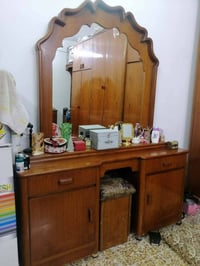 غرفت نوم 6 وملحق بورمي فصال قوقع وجه وضهر صاج خشب ثقيل بحاله جيده بدون...