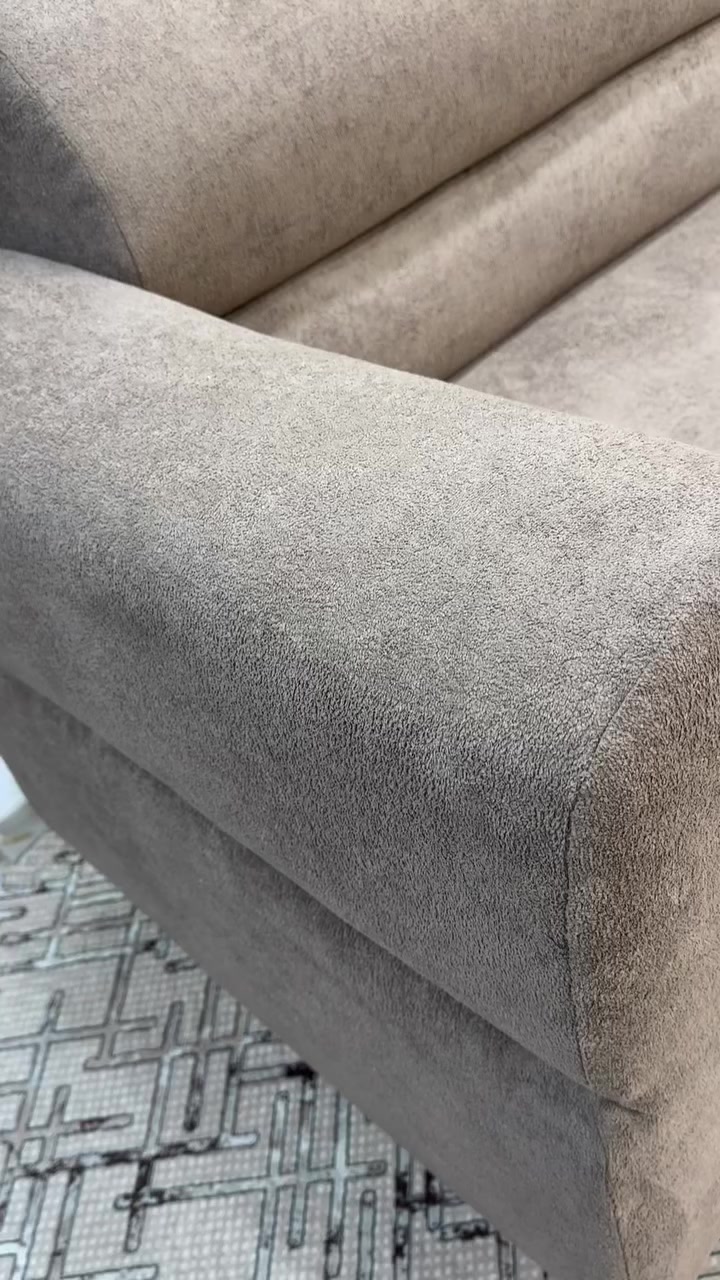 🌹 السلام عليكم
‎    
‎موصفات الهيكل 
الخشب جاو روسي  مناصف والبلوك  السود
‎السفنج مميز ضغط عالي  القماش  كتان  تركي قديفه او وتر بروف حسب  الموديل
‎

رقم المعمل***********
