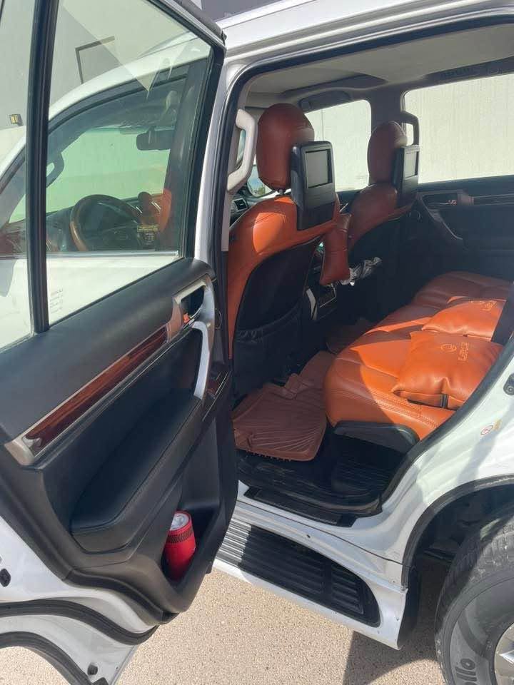 السلام عليكم

للبيع لكزز GX460 خليجية موديل 14ومحدثه 20 كفالة من الصبغ والبارد كاملة مكمله معايزها اي شي دينار متصرف عليها وادامتها بالشركة كاملة المواصفات فول الفول معروفه مواصفاتها للبيع السعر 33 مكانها بغدادللاستفسار الاتصال على الرقم *********** بغداد, العراق
