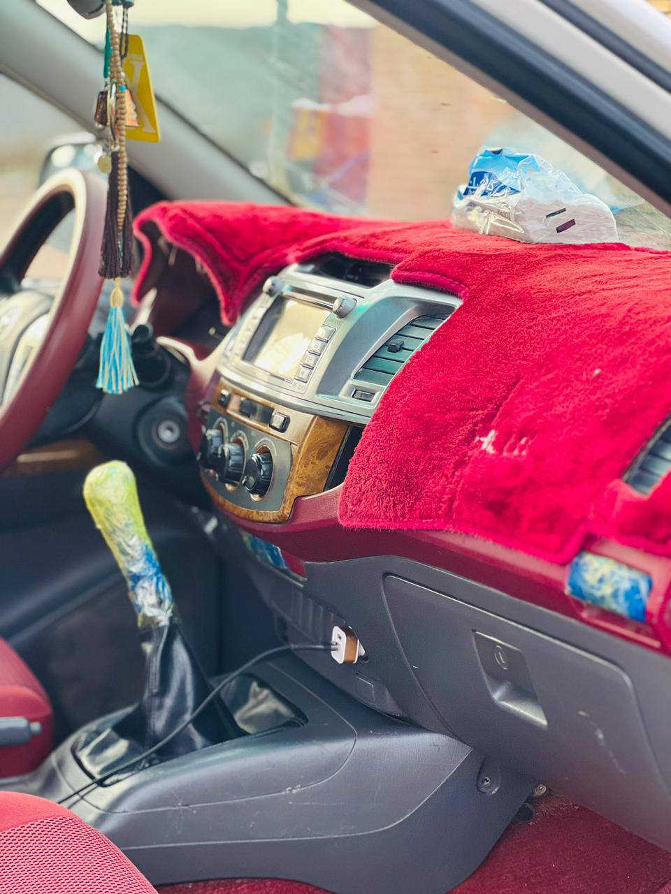 سلام عليكم بيك اب هايلوكس 2014شاصي19كويتي فول 
سياره مكفولة وجاهزه من كل نواحي رقم ذي قار سنويه جديده
شـراي يتصٕل ***********مكٕلف في نشرر...
