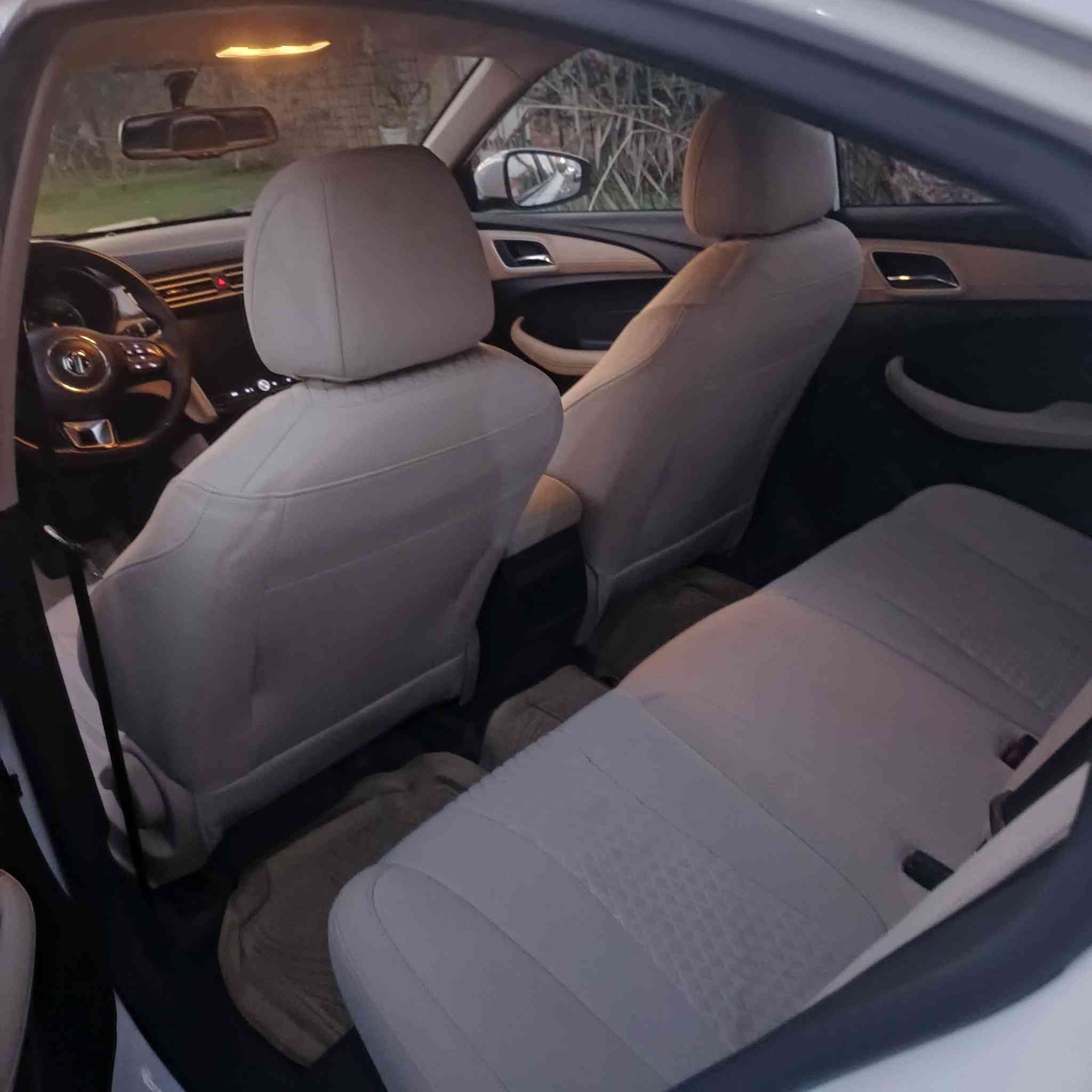 السلام عليكم أم جي فايف موديل ٢٠٢٤ ماشيه ٢٠٢٤ باسمي رقم وهزة جديدة السعر ١٠٥ للاستفسار ***********
