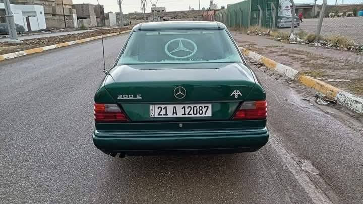 للبيع فقط بدون مراوس دب زيتوني 86  محدث 92 رقم سلمانيه دولي   بسمي تحويل ثاني يوم سنويه ال30 
سدر وحداديه جديد
غرفه جديده 95%

محرك وكير 3000 بطه جديد 
تبريد + تدفئه هيتر جام 
سنتر لوك

مكفوله من الضربه  ولتعمير مصبوغه عام جماليه 
قواعد دبلات بلاد 
سياره تجي وتشوف حلوه كلش وجديده 
وكلشي شغال فقط السلايت ماعرف شبي  
مكاني ناصريه قضاء الفجر سعر65
***********
