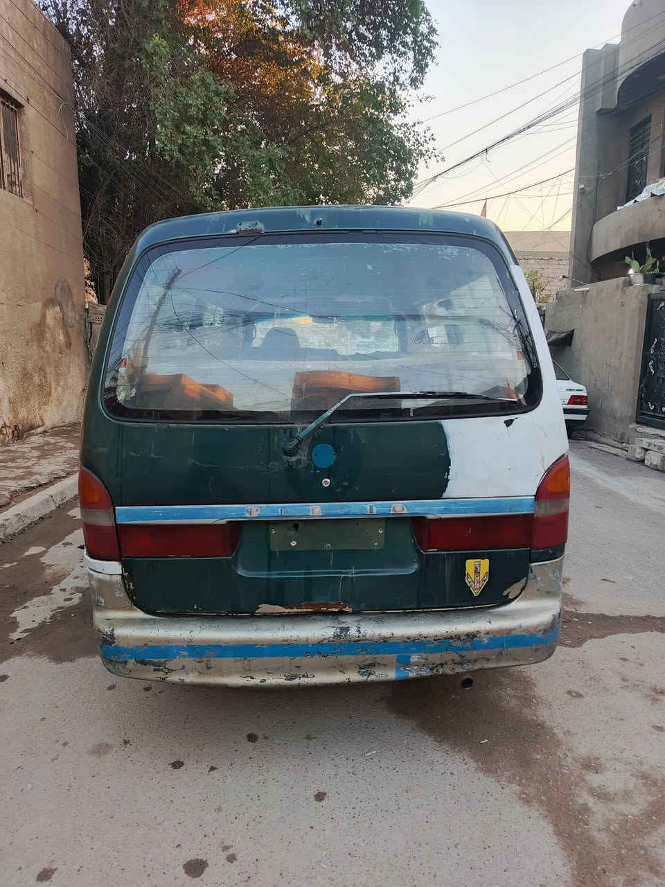 سلام عليكم  كية بريجو 1996 للبيع مكينة خير من الله كير بس 5 يفلت اكسن بي ونة و الباقي شوفت عينكم رقم بغداد  احمر سنوية ضايعة وبيهة بلاغ. شواصي نضيفة بس 1 معمر  مكاني بغداد الزعفرانية رقم الهاتف ‏‪***********‬‏ اخوان اتصل علة الرقم اني مكلف بل نشر
