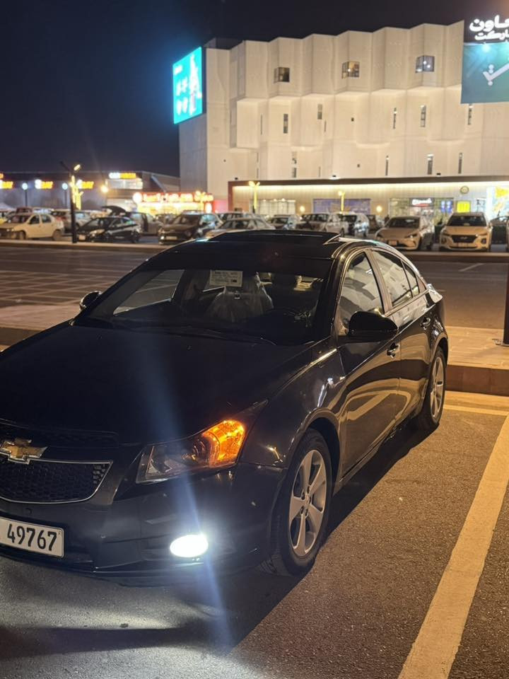 سلام عليكم شوفرليت كروز 2010 خليجي فول مواصفات فتحه جلد حساس خلفي لايت عدسه زنون تحكم ستيرن شاشه تبريد بيانو (شاشه) جام 4 اوتو اربع دسك ويل حجم 17 سياره بيها صبغ 3 جاملغات اثر جراد ماشيه 99 الف حقيقي رقم سليمانيه سنويه مجدده راعيها يدور تحويل  معروضه ب73 وبيها مجال مكاني بغداد الشعب حي التجار ***********
