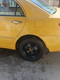 سياره بي وايدي للبيع 1:مديل 2011مابيهه ضربه 2:كهربايات شغاله كله مابيه...