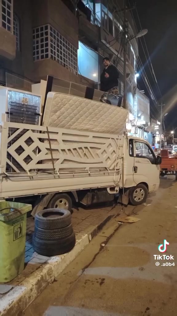 نقل اثاث داخل كركوك 
لدينا كادر لفتح غرف النوم والسبالت 
لدينا عمال للنقل 
لدينا كيات اجرة 
ماعليكم سوى الاتصال بنا ***********
