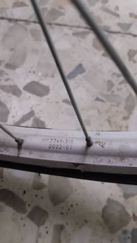 بايسكل للبيع موديل 2022 صالة 4 أشهر من نزل من رمبة بايسكل نضيف كلش ياب...