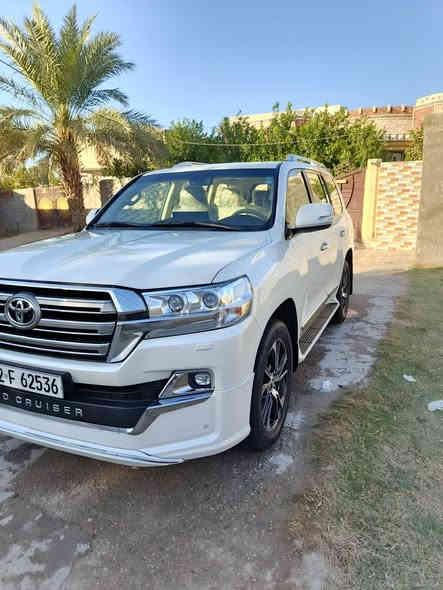 لاندكروز 2020 كفاله عامه 
ماشيه 125.كشنين كهرباء. سياره فول عدا صندوك مو كهرباء 
للبيع 520وبيه مجال
مكاني بابل 
***********
