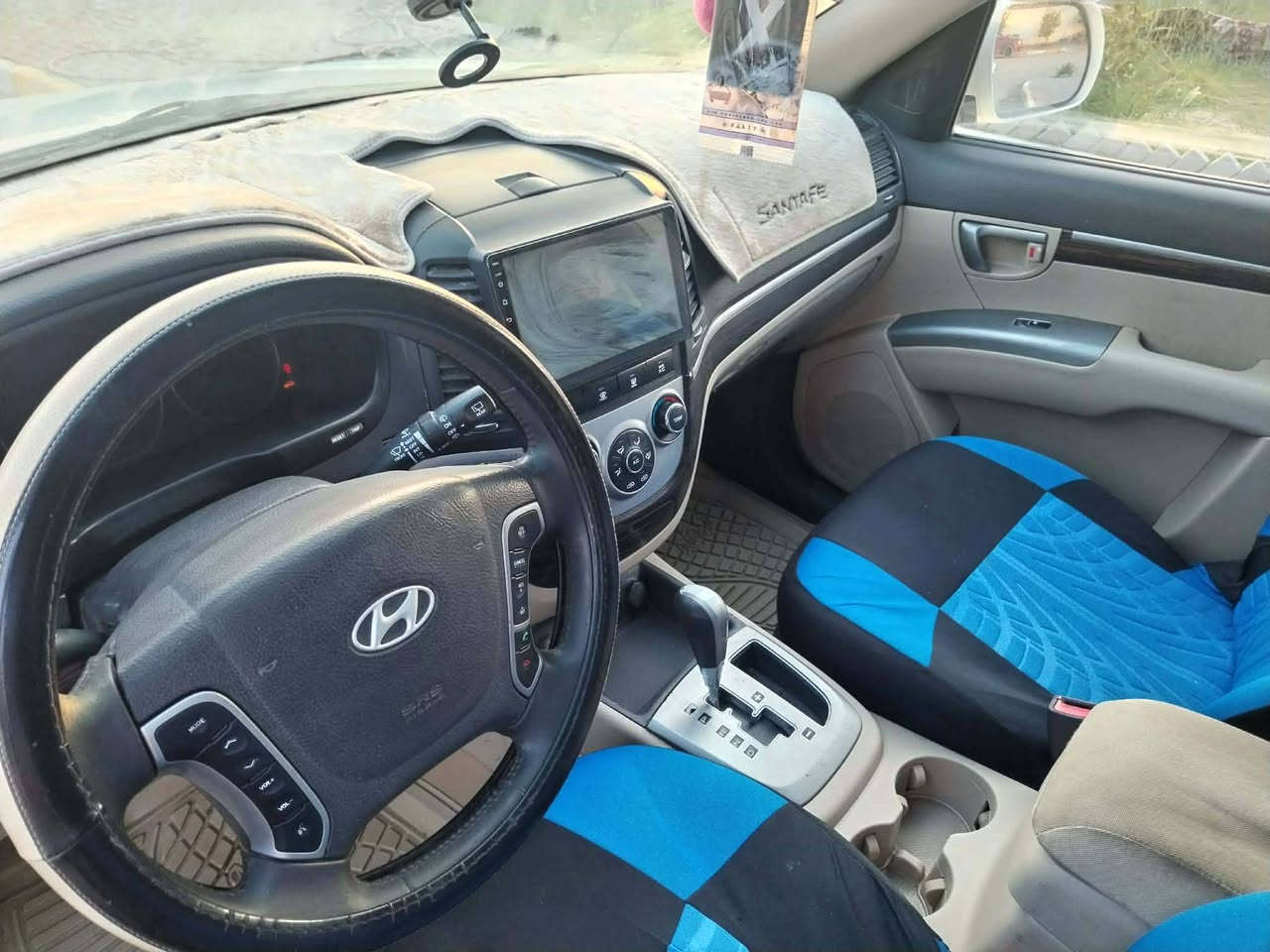 السلام عليكم
للبيع سنتافيا 2010 خليجي فول مواصفات السياره بيهه جاملغ أمامي وبع بنيد صبغ والباقي مكفول  جاهزه كل نقص مابيهه  رقم دهوك مكفوله كير ومكينه وتبريد وتخم تاير كله جديد صدر أمامي وخلفي مكينه 2400 دوش سنويه نافذه صار سنه بأسم كردي تريد وكاله تريد تحويل حاضر السعر 133 وبيهه مجال
مكان السياره واسط الصويره
للاستفسار الاتصال ***********
مكلف بلنشر
