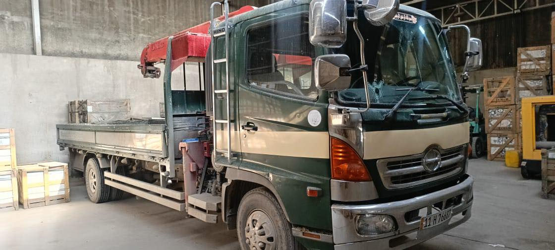 السلام عليكم
للبيع كرين شيطان موديل ٢٠٠٣ منزل الموديل
سيارة باسمي  تحويل ثاني يوم
الكرين يونك سلايدين مخالف  
الرقم بغداد انكليزي
السنويه ٢٠٣١
المكان بغداد
تواصل على الرقم
***********
ابو علاء المسعودي
