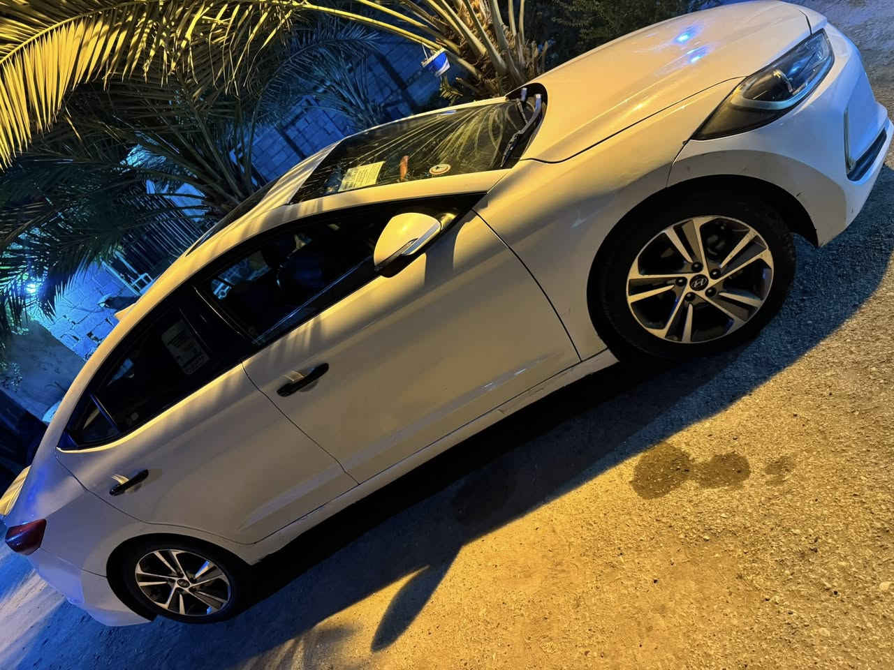 حادث جاملغ وبنيد
فوال 1/1اعله فيئه لمتدد
موصفات 

نضام ايكو
نضام اسبورت
كير وتماتيك وعادي
اربع مقاعد تدفئه 
اتلاثً جتاوي راس
تدفئه استيرن 
حساس مري
اشاير بل مري
مانع انزلاق
قياده ذاتيه 
تحديد مسار
بصمه ابواب اشاره ترحيب
وبصمه تشغيل
فتحت سقف 
شاشه كامره
كشن كهرباء
خزن ميموري
تخم تاير 
داخل رياضي لونين
السعر 128وبيها مجال
الرقم ***********
 
مكينه كير جدد ماشيه 200
رقم بغداد بسمي
