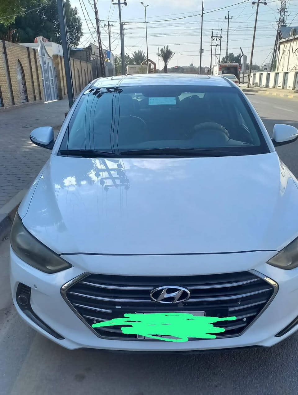 اللهم صلِّ على محمد وآل محمد 
بيع مستعجل... وين الي يحبون النظيف والفول مواصفات
للبيع: هيونداي إلنترا 2017 (1/1)
​المواصفات: خليجي (وارد إيران) - فول مواصفات.
​اللون: أبيض.
​الراحة: كراسي (شنط) تدفئة وتبريد.
​الإضافات: فتحة سقف + رادار + مري شفت.
​الرقم: المثنى (مشروع وطني - مداور أي محافظة).
​السعر: 150 ورقة (وبيهه مجال للطيبين).
​📞 للاتصال: ***********
