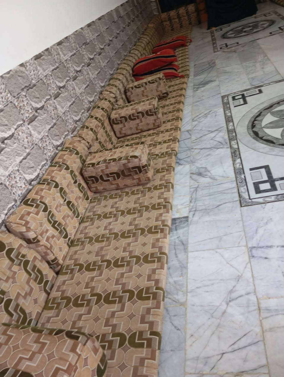 ديوان للبيع 125


**إذا كنت صاحب هذا الإعلان وتريد حذفه لأي سبب، رجاءا أرسل رسالة إلى الدعم الفني**