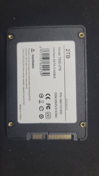 SSD ٢تيرا • شغال ١٠٠٪ • مستعمل