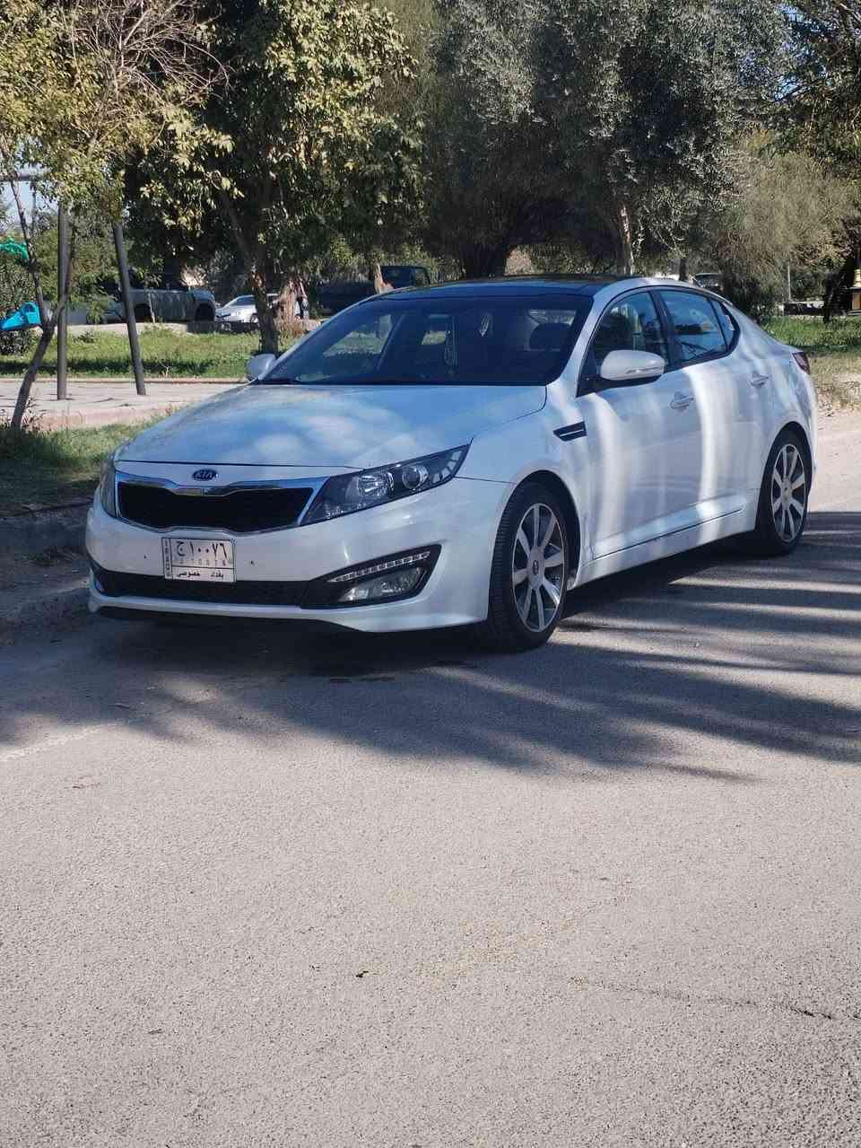 السلام عليكم
كيا اوبتما خليجي موديل 13
كير محرك تبريد تخم تاير بحاله جيده السياره بأسمي
مواصفات فوول
بيه صبغ بنيد فقط بدون داخل حادث صطحي وعلى اثره انرش البنيد
السعر 136 وبيه مجال 
*********** ال
ابو احمد
