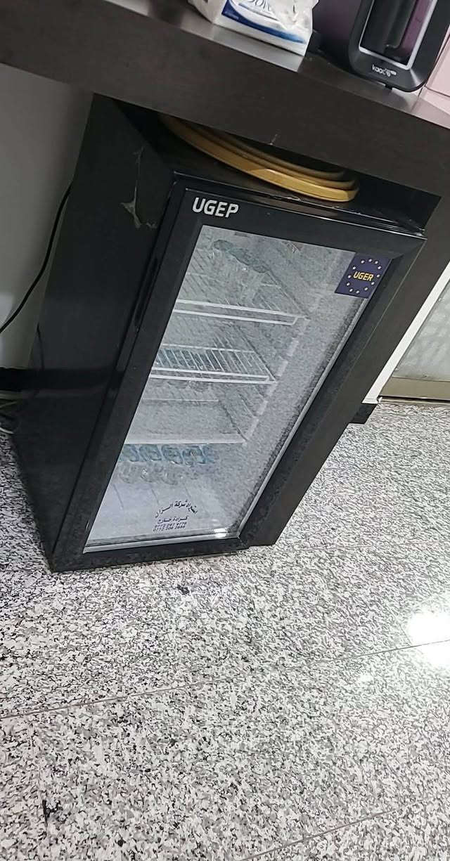 للبيع ❗️ الأسعار مذكورة رجاءا اقروا التفاصيل 
سدية ازرق مع ستول ٨٥ الف جديده 
ثريات اول ٣ على ٢٠٠ كلهم
والمربعه ٩٥ الف
رنك لايت ٩٥ الف
كورنر كهوه ويرهم مدخل بيت يجي ٣ قطع ٢٥٠ الف وبي مجال بسيط
قنفات اسود عدد ٢  السعر ٧٠٠ وبيها مجال بسيط
سبالت جداري ٢ طن الواحد سعره ٣٥٠ الف بي مجال بسيط
كنتوري ٣ طن السعر ٧٠٠ الف
جهاز بخار ٢٠ الف
شاشة سامسونج مليون و١٠٠ وبيها أوراق الضمان
مرايه قياس ٢٠٠×٢٠٠ السعر ٢٠٠ الف
جهاز تعقيم صغير ٨٥ الف
طبلة زجاجي عدد ٢ السعر ٦٠ الف
كعدة طبلة مع ٢ كراسي ١٥٠ الف
ثلاجات الوحده ١٠٠ الف 
ميز رفوف وردي مع الرفوف عدد ٣ السعر ٨٥ الف 
مراية دائري عدد ٢ السعر ٨٠ حجم كبير
نظام كاميرات   مع سماعات عدد ٤  ١٠٠ الف كلها 

العنوان بغداد الرصافه وماكو توصيل❗️❗️❗️


**إذا كنت صاحب هذا الإعلان وتريد حذفه لأي سبب، رجاءا أرسل رسالة إلى الدعم الفني**