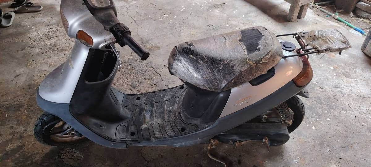 السلام عليكم
دراجه ياماها منغولي 60 للبيع
دراجه شغاله كامله كهربائيات سلف هندر كامله
مجفته مرة وحده الدراجه الله شاهد
حلوة ونشطه كامله ما ناقصها شي
ب٣٠٠ وبيها مجال للطيبين
عنواني: ابي الخصيب طريق الوسطي
رقمي : ***********
وبس شراي يراسل ع واتساب
فيس غير
