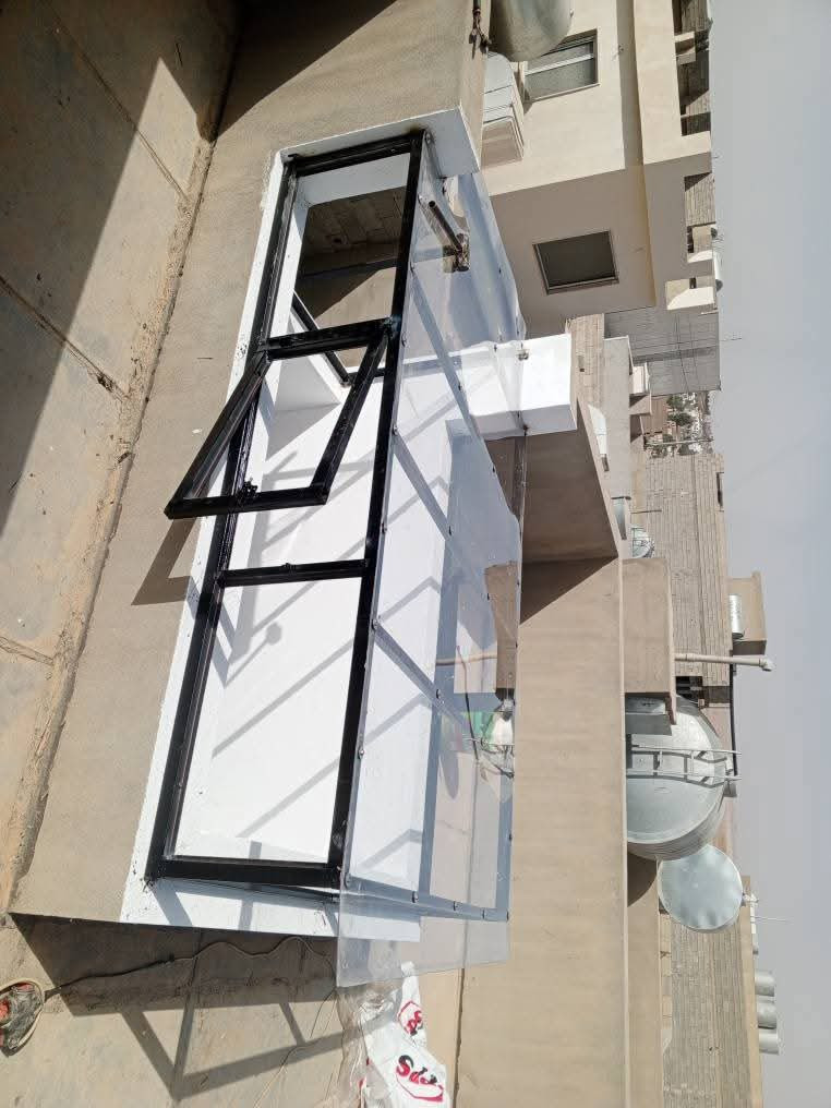 حداد جوال في طويريج  لتصليح الابواب والشبابيك وعمل كافت انواع السقائف والاعمل الحداده ***********) ***********)
