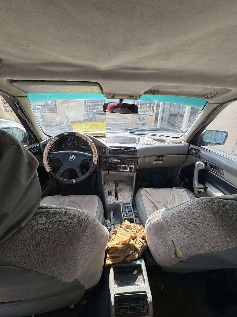 للبيع أو مراوس 530 مفتوح كير اوتو ماندل راعيها مكينه وكير جدد تخم تاير جديد باتري جديد كهربائيات كلها شغاله جوم كهرباء صدرها تعبان ينرادلها ترتيبات مكانها بيجي السعر 18 وبيها مجال قليل ***********
