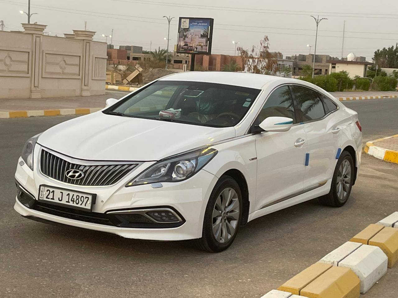 السلام عليكم
ازيرا 2014 سليمانية محرك اربعه ٢٤٠٠ 
كفاله عامه 
سعر ١٣٥ ورقه 
استفسار *********** 
مكان الفلوجه
