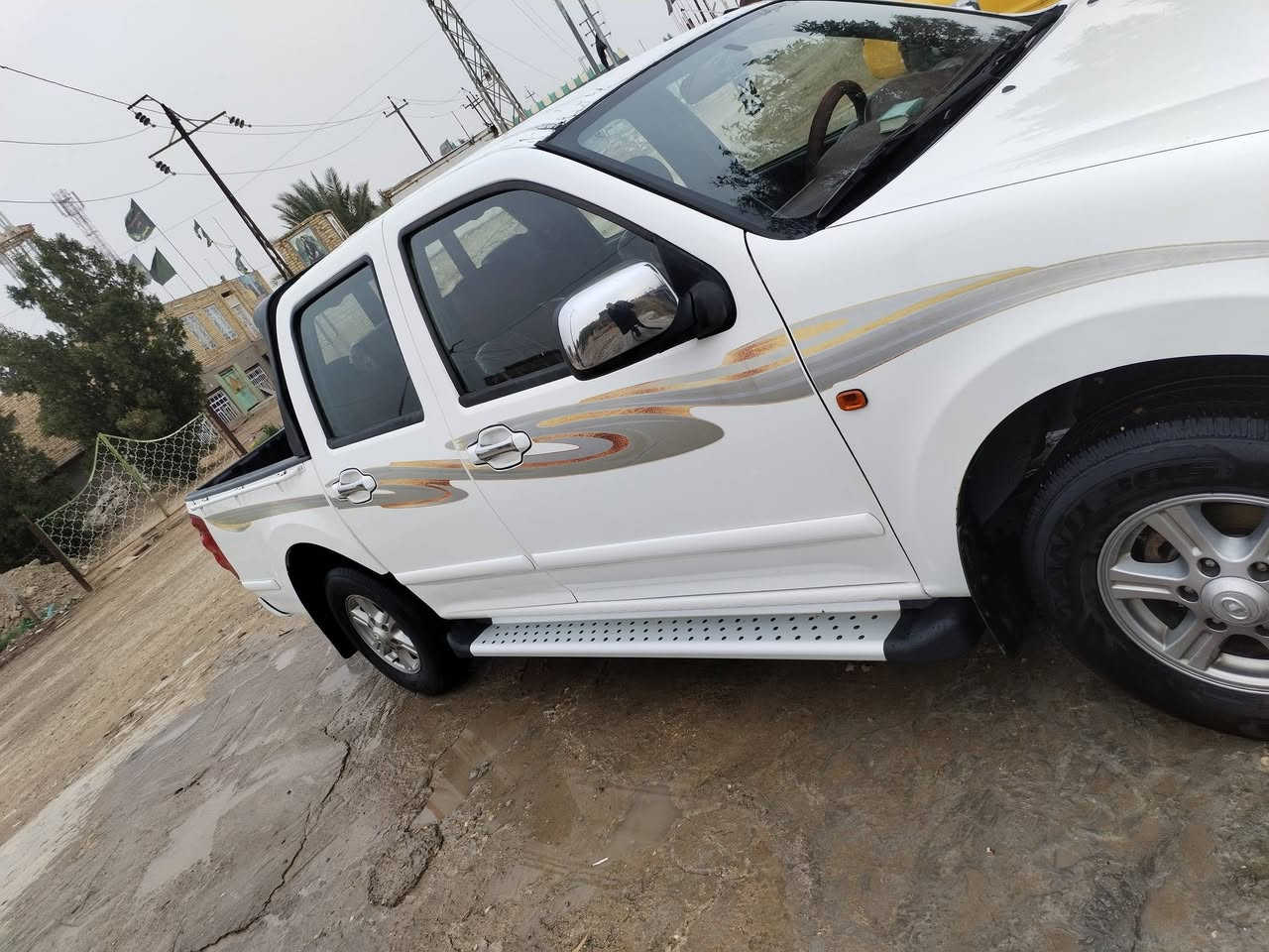 سلام عليكم كريت ويل موديل 2015 مكفوله كفاله عامه رقم واسط مكينه مامفتوحه عله وضع الشركة مكان السياره دوانيه سنويه مجدده استفسار على الرقم *********** السعر 85 اوبيه مجال
