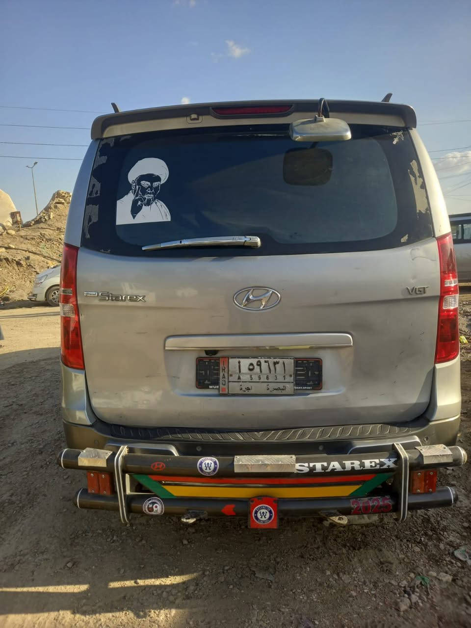 ستاركس 2015 رقم بصره  سياره بيها صبغ من كوريا تخم تاير ***********//***********حداديه حلوه سعره 195 بيها مجال
