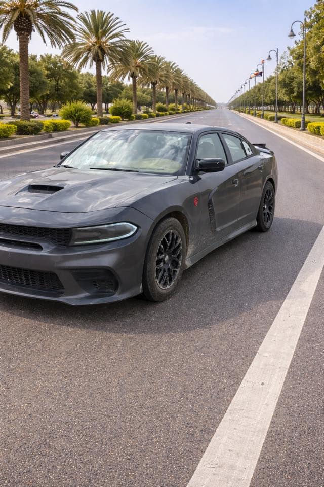 السلام عليكم 
للبيع او مراوس بجارجر 14 / 13 / 12 
جارجر ( gt ). جي تي موديل 2019 
كير مكينه اكسل كلهن كفالة
 تبريد حدادية السيارة جاهزه
 بيها نقص بس زوج دبلات الكدام
الضرر الجاملقات مبدلات والبنيد مبدل 
وبيها بابين صبغ صفحة السايق
 وبيها ربع الفخذة على كد صبعين كص من اثر الحادث مالتها الي تفيدة يتفضل خاص او يتصل ***********
