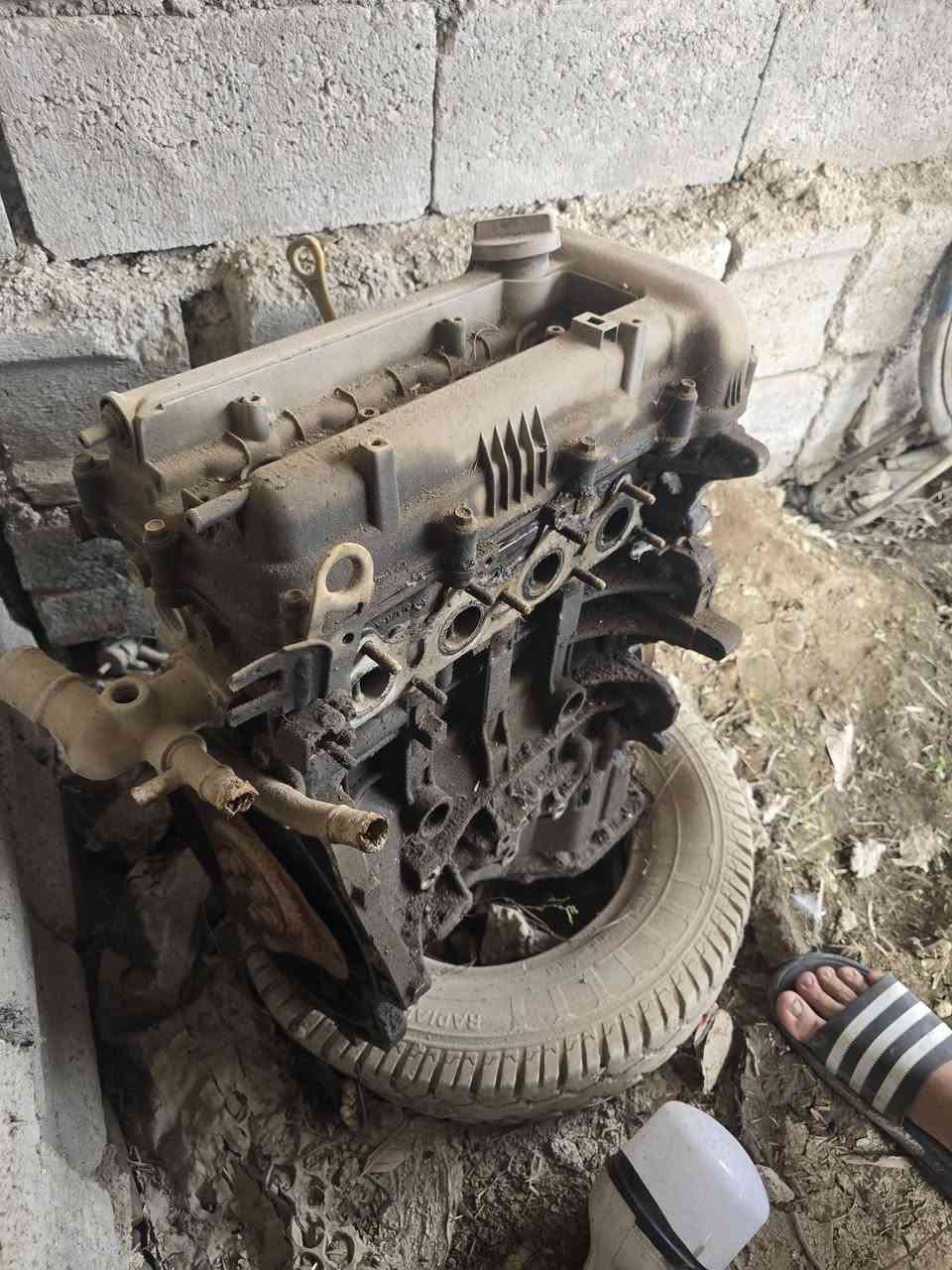 سلام عليكم مكينه الانترا1600 بيهة يطغ مكان بغداد بسمايه ***********

