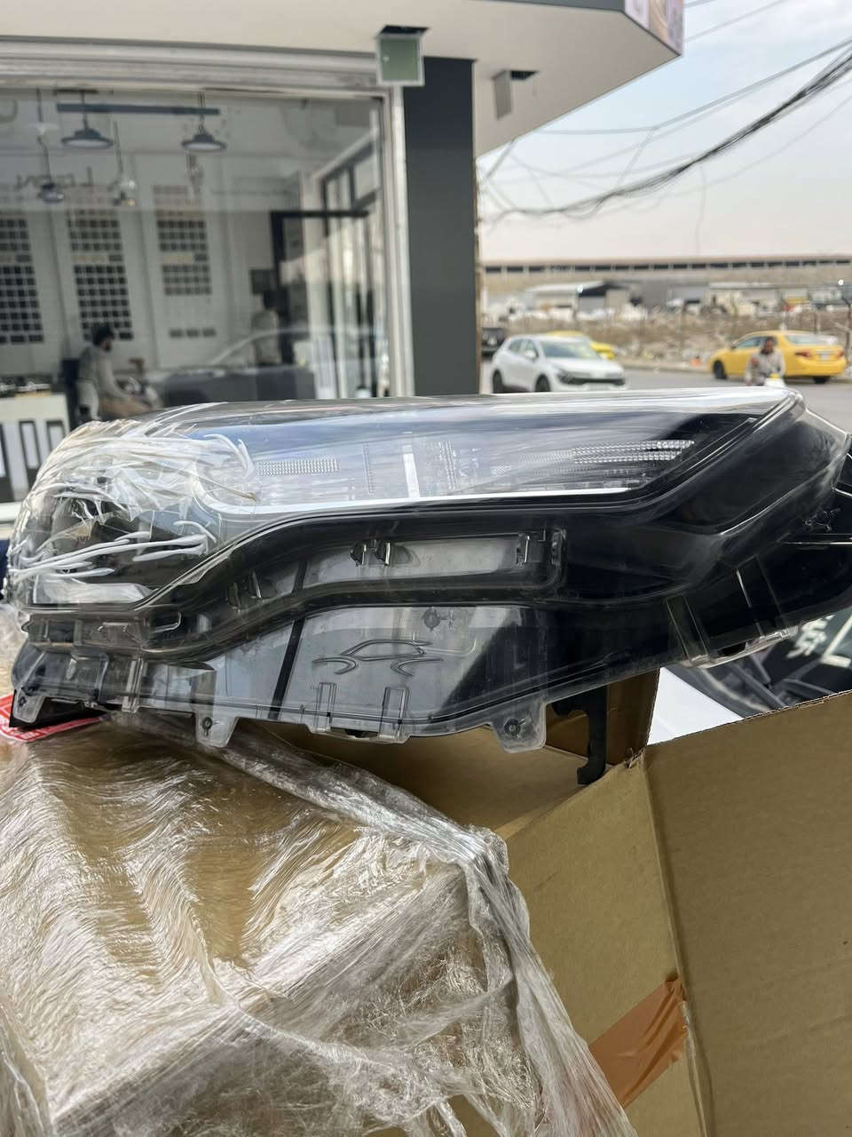 السلام عليكم مازدة كورلا كروس 2025 جهة اليمين للبيع قاعدة مكفولة نقص جامة الامامية مكسورة 
فقط تخليلها جامة والعدسات 
للبيع قيم بما يرضي الله 
مكانها بغداد كمب سارة 
*********** عمر
