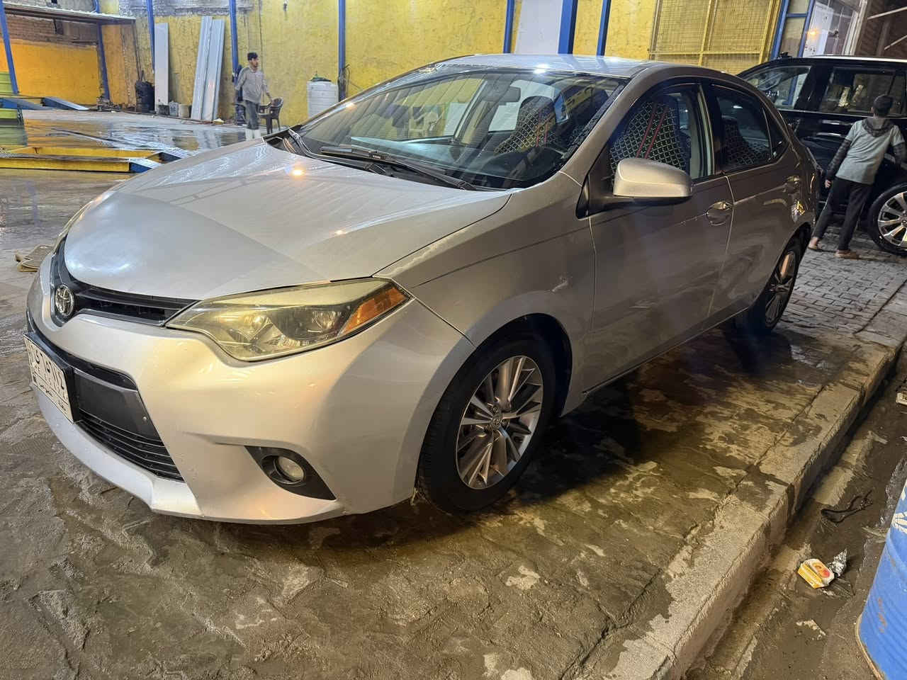 كورلا 2015 ضرر جاملغ خلفي فقط السعر 135 مع المجال ***********
