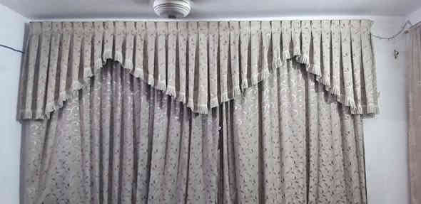 اغراض بيت للبيع كلمن وسعره   حله شارع 60 شارع الحسينيه ***********
