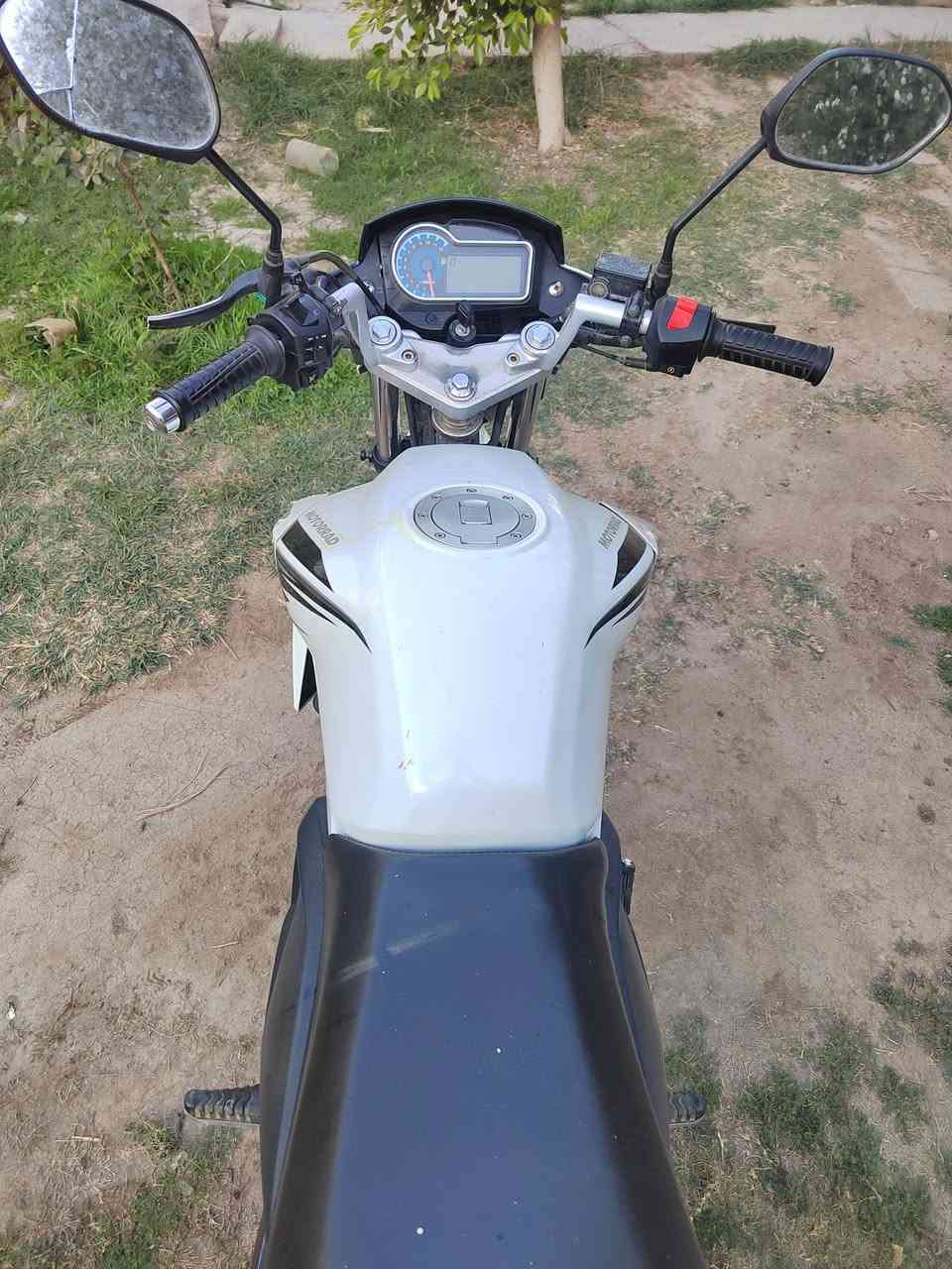 دراجه دايواند بطح للبيع مديل 23 اوراق الدراجه ما ناقصهه شي كامله مكاني بابل ابي غرق السعر مليون و50 وبيهه مجال رقمي ***********
