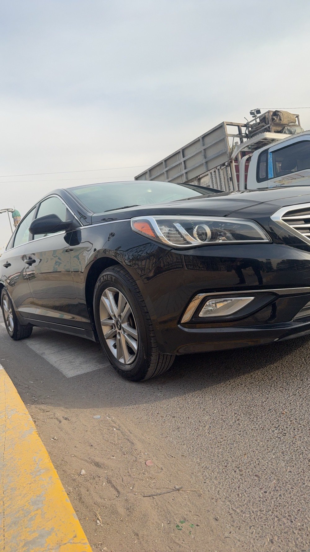 السلام عليكم سياره سوناتا 2017  دهوك هزة جديدة تريد تحويل تريد وكالة سياره وحلوه ونظيفه سياره سونر موجود سعرها  115 مكاني شارع فلسطين هذا رقمي ***********