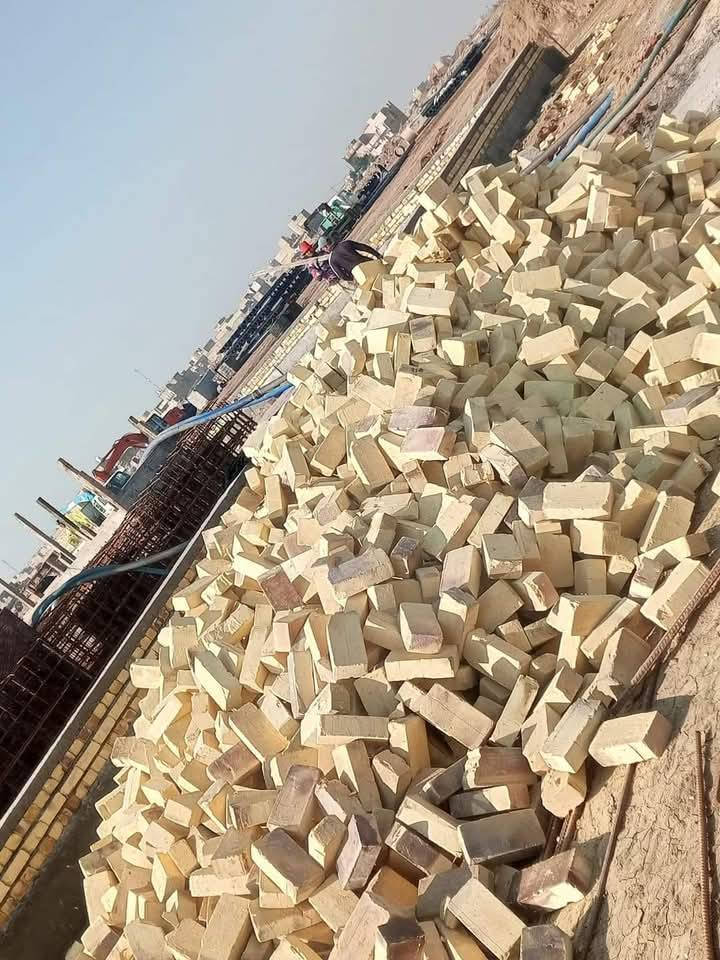 السلام عليكم ورحمه الله وبركاته طابوق شرط الون والقالب والقوه ونضافه وركن اسعار مناسبه جدا العدد 4500التواصل خاص أو نتصال ***********
