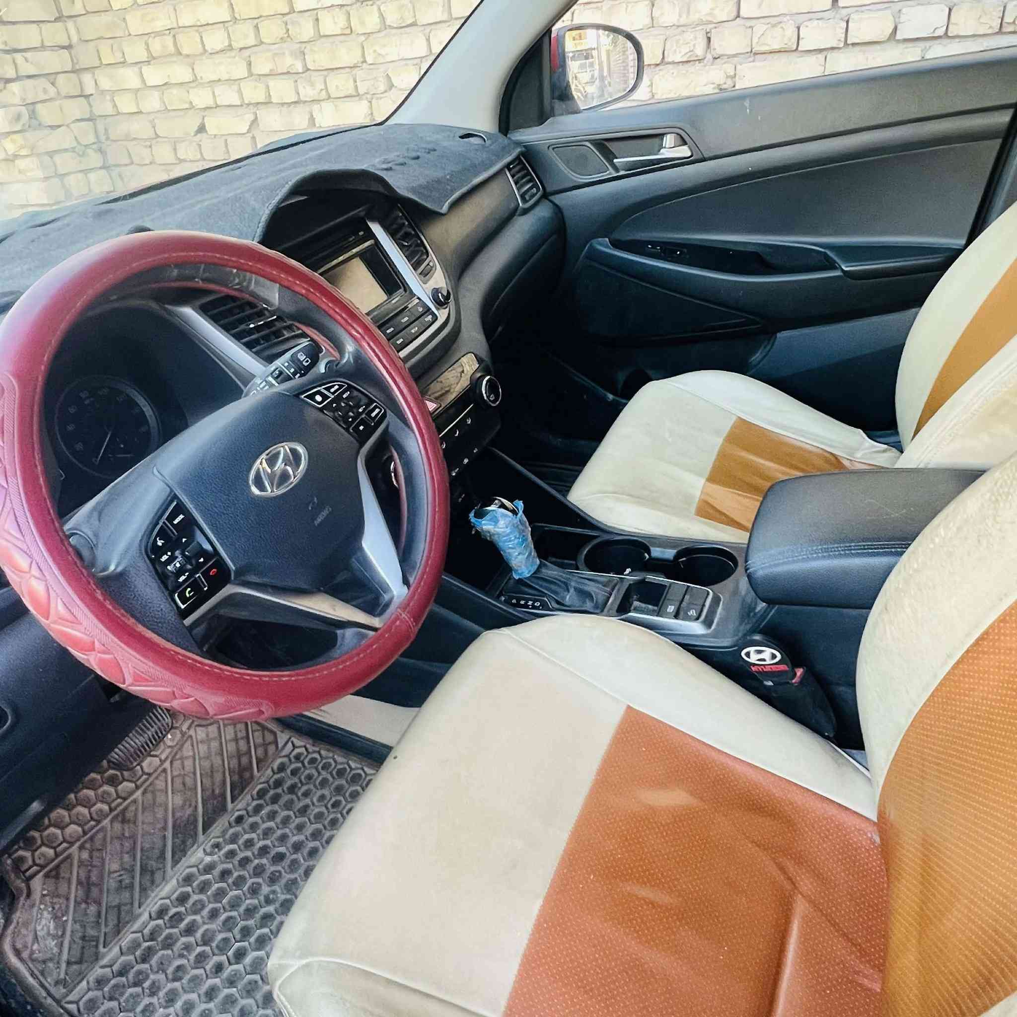 البيع توسان 17امريكي حادث خلفي خفيف100ماشيه السعر138مكان العماره ماشيه 100ميل لسعر135
***********
