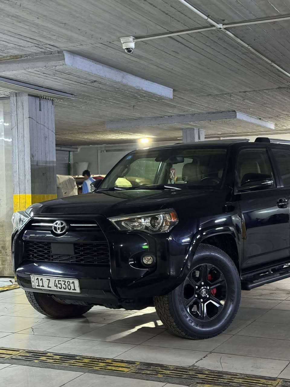 🚗 للبيع: TOYOTA 4RUNNER SR5 (2023) 🚗
المواصفات: SR5 فول مواصفات، فتحة سقف.
​الممشى: 61 ألف كم.
​الإيرباغ: سليم 100% (بدون إيرباغ).
​البودي: مكفولة عدا تبديل قطعة واحدة (الباب الخلفي عكس السائق).
​الوضع: السيارة بحالة ممتازة وجاهزة من كلشي وما بيها أي نقص.
​رقم الشاصي: JTEFU5JR8P5297942
​📞 للتواصل: ***********
​السعر علق بتم ويوصلك خاص
